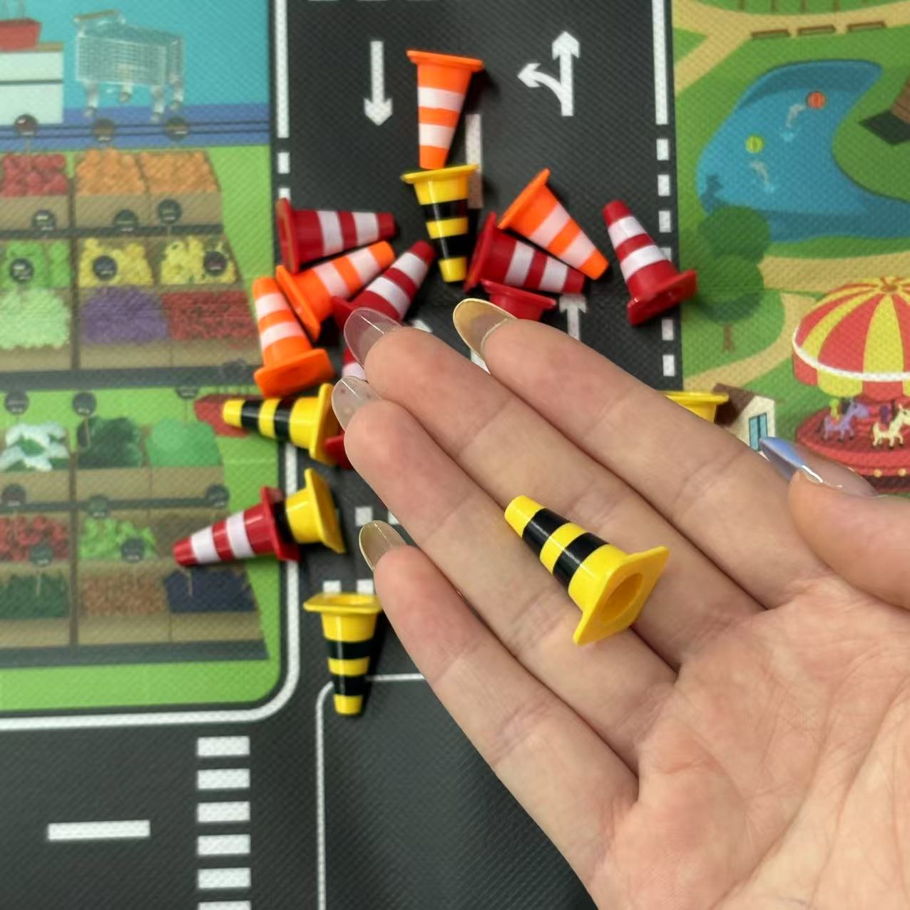 Mini Traffic Road Signs & Road - Kids Educational Gadget 리뷰 및 가격